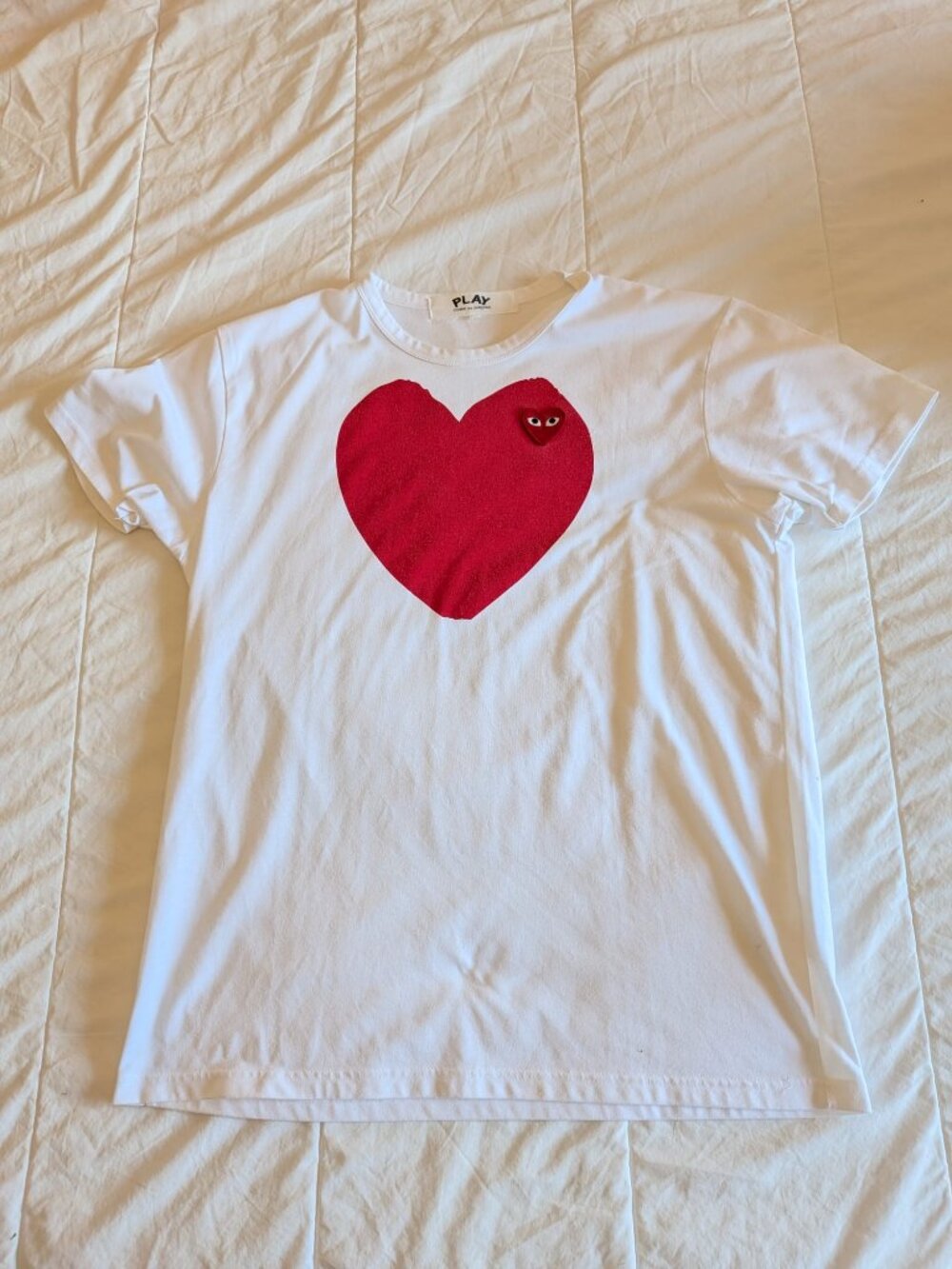 Comme des Garcons PLAY Heart Graphic Tee White Red T-Shirt Size Medium